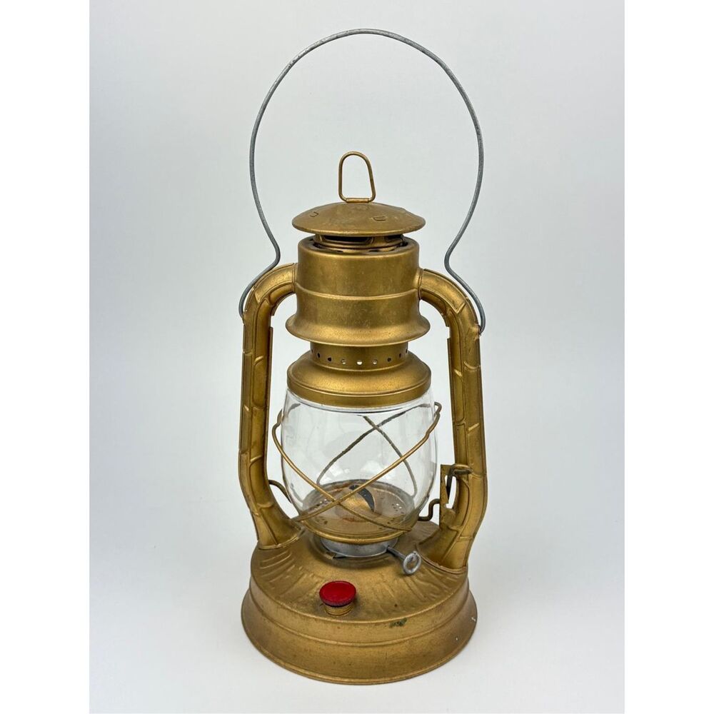 Vintage Dietz No.2 D-Lite Kerosene Lantern - Made in New York, USA
